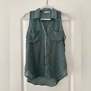 Lush Button Up Sleeveless Blouse